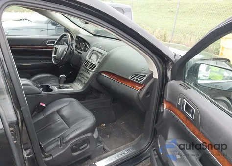 2012 Lincoln Mkt Ecoboost z USA, uszkodzony, nr VIN 2LMHJ5AT4CBL54113